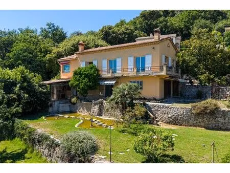 maison de 4 chambres de luxe en vente vence  provence-alpes-côte d'azur