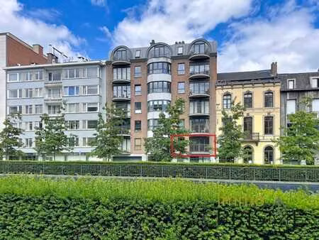 appartement 2 ch de standing (2 terrasses et 1 parking int.)
