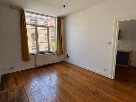 appartement 1 ch. liège - parquet ancien et lumineux