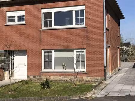 maison familiale rénovée à sint kwintens - lennik