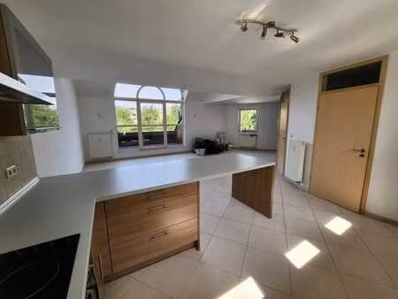 lumineuse maison 135m2 3 chambres terrasse endroit calme