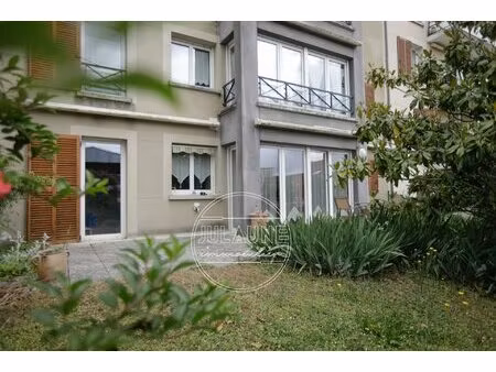 appartement en rez-de-chaussée avec extérieur secteur valadon