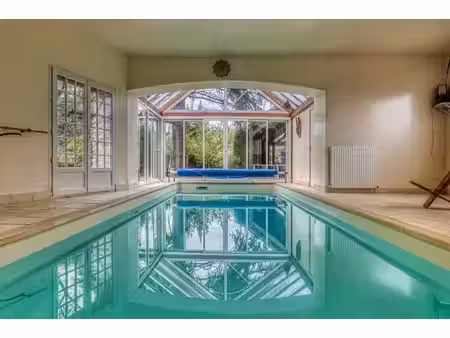 superbe maison en pierre en plein coeur de longnes 78