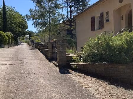 villa avec vue.