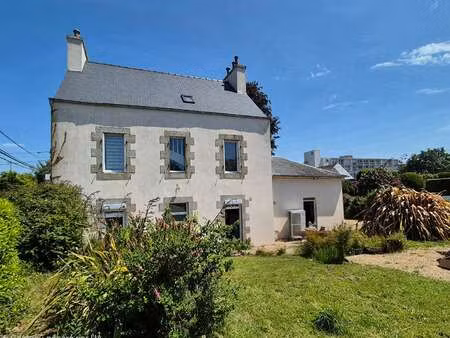 vente maison à landivisiau (29400) : à vendre / 150m² landivisiau