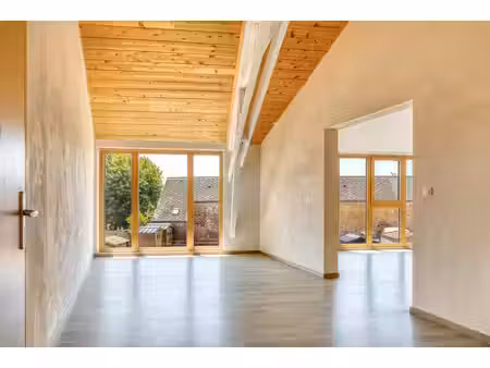 lumineux appartement 3 pièces 99.64 m2 superbes volumes etat impeccable