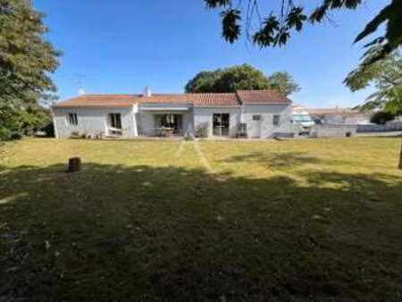 vente maison à la mothe-achard (85150) : à vendre / 130m² la mothe-achard