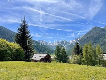 ceillac – parc naturel du queyras – appartement rez-de-jardin avec terrasse et jardin plei