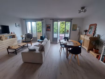appartement 3 pièces de 68 21 m2  investissement locatif au 38 avenue jeanne d'arc à greno