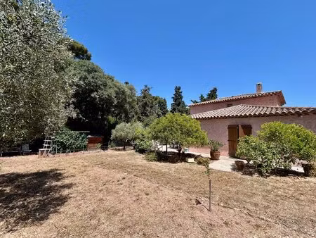maison de 140m² au calme sur 1200m² de terrain proche la valette