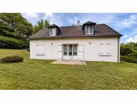 maison familiale environ 130m2 / 5 chambres  jardin clos et