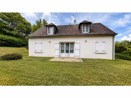 maison familiale environ 160m2 / 5 chambres  jardin clos et