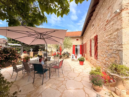 maison parnac 194 m2 et grange