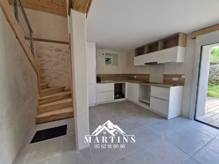 arbeost - maison de village  double garage et jardin.