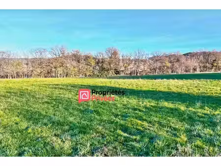terrain constructible à vendre centre de chapdes beaufort 63230 1810 m2