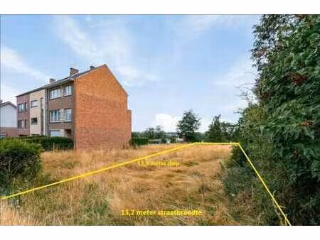 beau terrain a batir pour une maison 3 façades