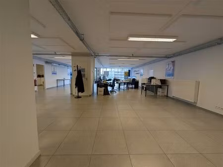 bureaux à louer à antwerpsestraat 147 mortsel (rbw28441)