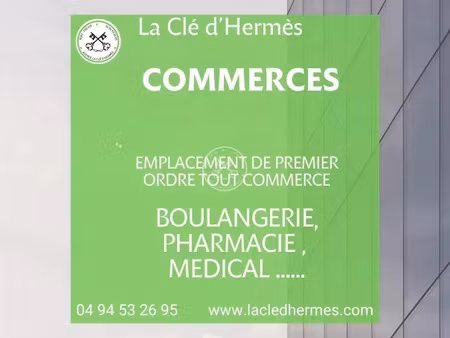 vente locaux professionnels à frejus (83600)  160 000 €