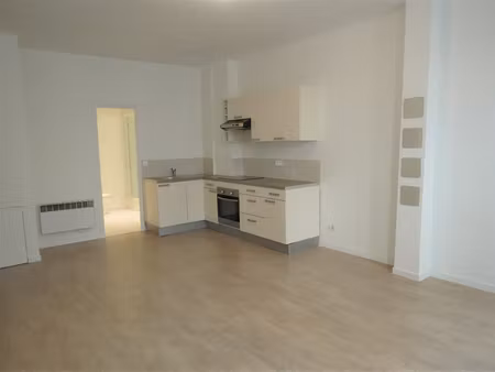 beau studio de 30 m² - proche centre-ville