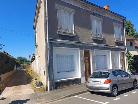 vente immeuble 18 pièces 318 m² à gueugnon (71130)  99 000 €