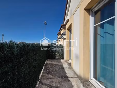 t3 lumineux avec balcon et double parking  idéal pour bien démarrer !