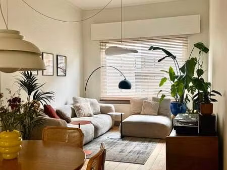 maison lumineuse prête à l'emploi avec terrasse