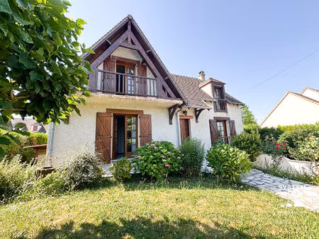 maison 6 pièce(s) 133.85 m²