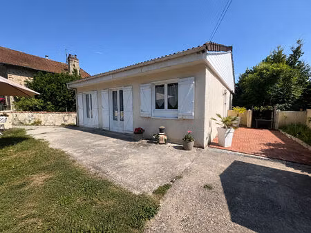 le pavillon de plain pied idéal à petit prix avec gare à pied.