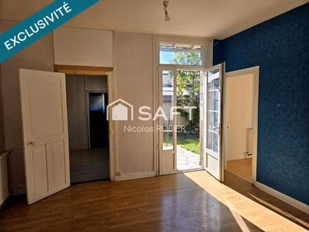 plain pied deux chambres jardinet et cave proche gare !