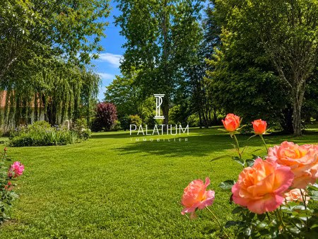 propriété familiale de 162 m² sur parc arboré de 2 700 m²
