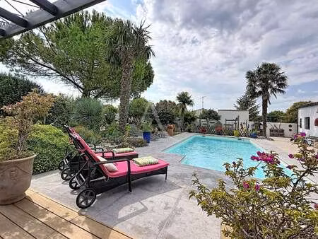vente maison piscine à thairé (17290) : à vendre piscine / 136m² thairé