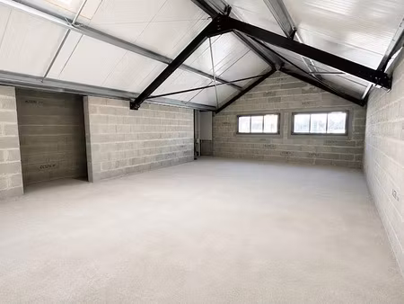 location locaux professionnels 1 pièce 62.7 m² à lagord (17140)  400 €