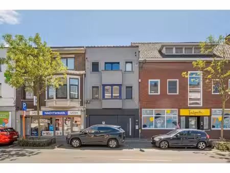 commercieel te koop in willebroek met 2 slaapkamers
