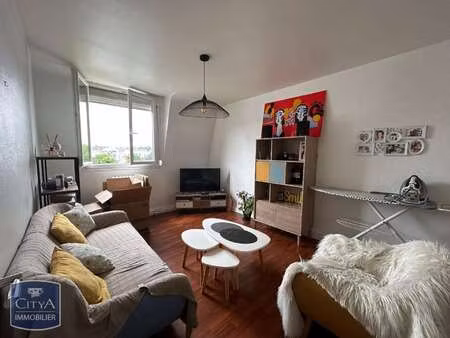location appartement 2 pièces à laval (53000) : à louer 2 pièces / 58m² laval