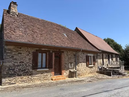 proche pompadour  petit hameau