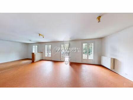 médan - maison 6 pièces - domaine privé