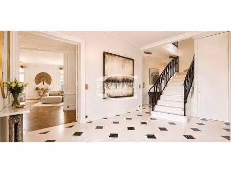 appartement contemporain triangle d’or - paris 8ᵉ (75)