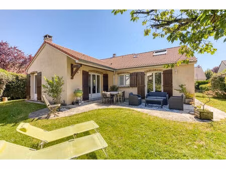 vente maison 8 pièces  148.70m²  ozoir