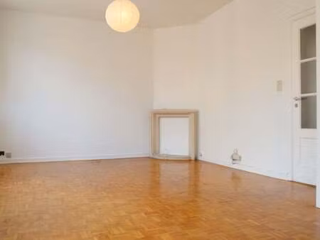 appartement à louer à uccle € 1.050 (lpidz) - dewaele - brussels tour & taxis | zimmo