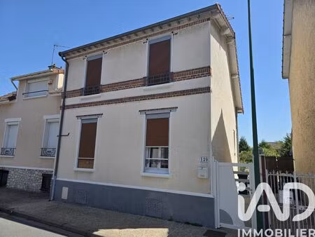 maison de ville à bray-sur-seine (77480)