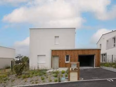 vente maison à couëron (44220) : à vendre / 96m² couëron