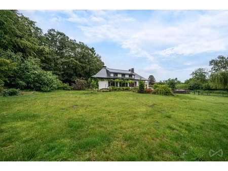 huis te koop in baudour met 5 slaapkamers