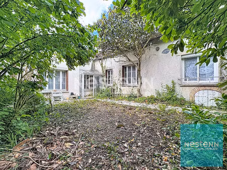 longère édifiée sur un terrain de 700 m² environ à vendre à 10 minutes de montereau-fault-