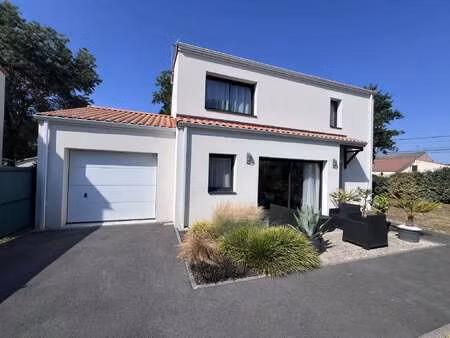 vente maison à pornic (44210) : à vendre / 99m² pornic