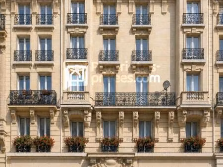 75008 paris saint-lazare - coup de coeur - chambre - vue sacré-coeur