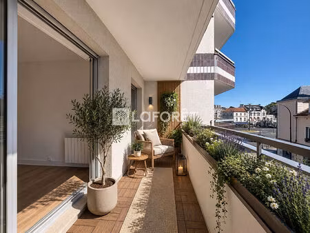 le vesinet republique - studio 36.5 m² avec grand balcon