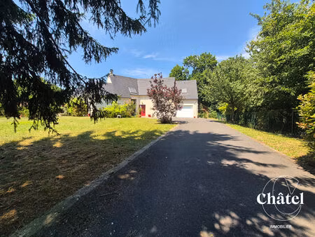 maison 210 m2 -4 ch - bureau- pièce à aménager -garage -jardin