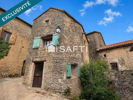 le charme de la pierre au cœur du village