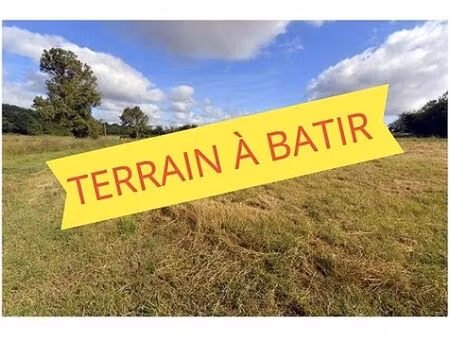 terrain - 719m ²