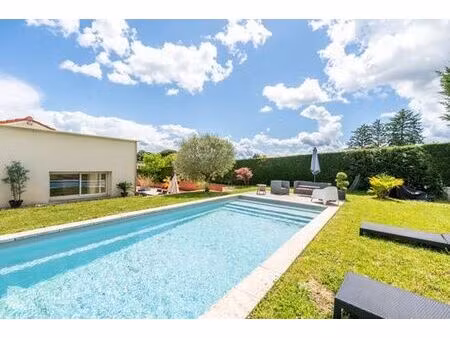 maison de luxe 4 chambres en vente à anse  auvergne-rhône-alpes